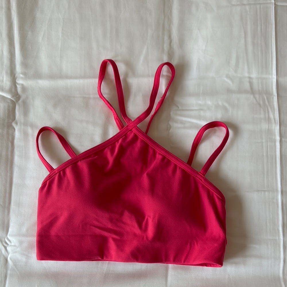 Lululemon Athletica Pink Strappy Bralette size 4 never worn